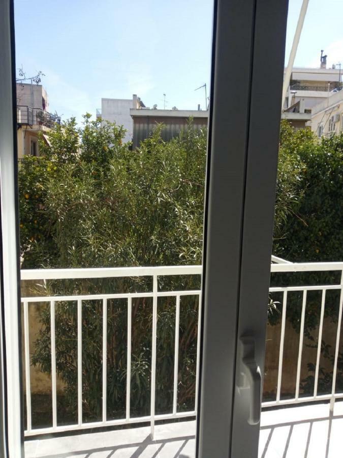 Luxury Apartment Next To The Sea Beach Атина Екстериор снимка