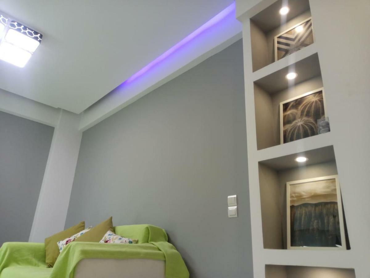 Luxury Apartment Next To The Sea Beach Атина Екстериор снимка