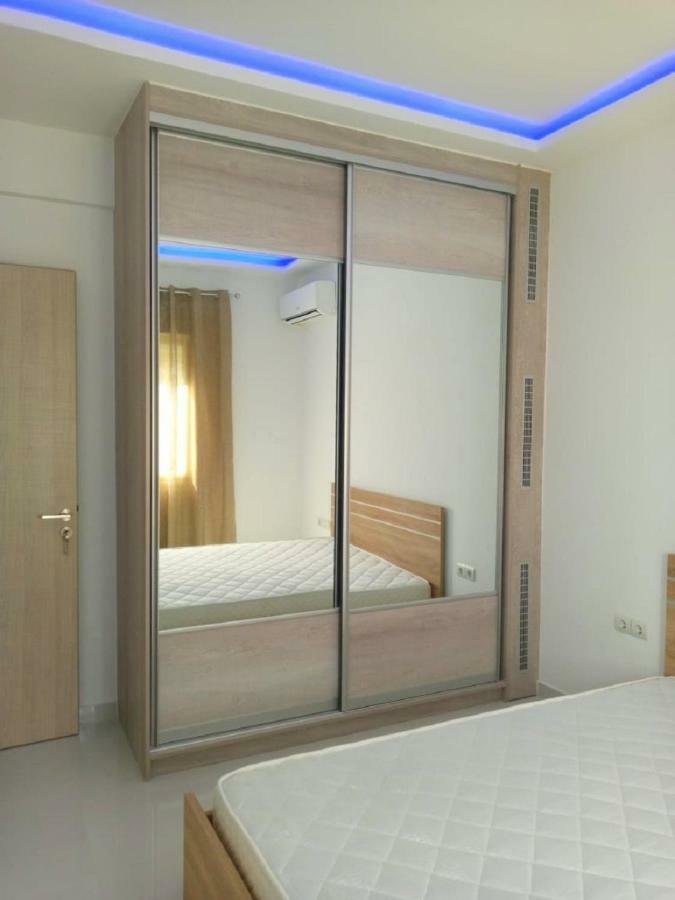 Luxury Apartment Next To The Sea Beach Атина Екстериор снимка